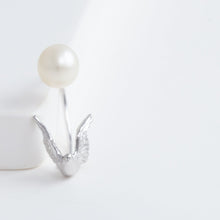 Load image into Gallery viewer, Swing bird earring (rhodium plated silver)