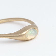 Load image into Gallery viewer, Yui opal ring