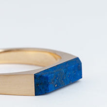 Load image into Gallery viewer, Lapis signet ring