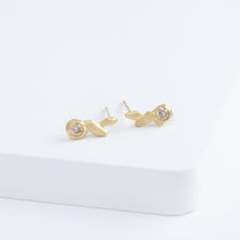Load image into Gallery viewer, Whisper light brown diamond stud