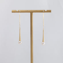 Load image into Gallery viewer, Raindrop one-of-a-kind pearl hook earrings