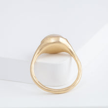Load image into Gallery viewer, OOAK Jumbo Yui opal ring
