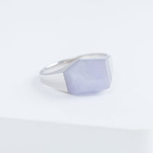 Load image into Gallery viewer, Mini rock crystal purple jade ring - silver
