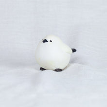 Load image into Gallery viewer, montomi - Shima enaga (little white bird)