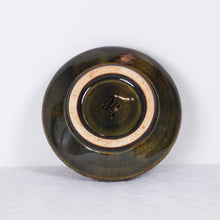 Load image into Gallery viewer, Yukurite - Ceramic small plate with sitting Shiba