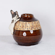 Load image into Gallery viewer, Yukurite - Ceramic small vase with frenchie