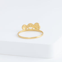 Load image into Gallery viewer, Diamond three smile ring