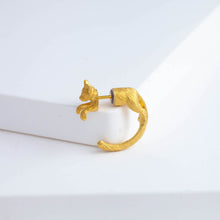 Load image into Gallery viewer, Cat through earring