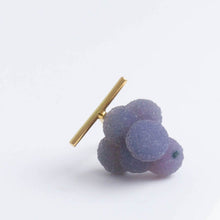 Load image into Gallery viewer, Small Grape Chalcedony earring