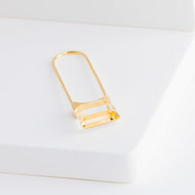 Load image into Gallery viewer, Drop square quartz earring (single) - Kolekto