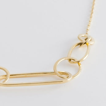 Linked with Love chunky necklace - Kolekto