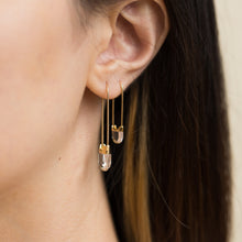Load image into Gallery viewer, Drop oval quartz earring - Kolekto