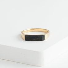 Load image into Gallery viewer, Tiger's eye signet ring - Kolekto
