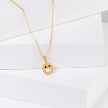 Load image into Gallery viewer, Dreamy smile pendant necklace
