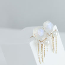 Load image into Gallery viewer, Fairy moonstone and pearl earrings with chains
