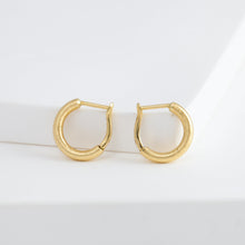 Load image into Gallery viewer, Lucia hoop earrings
