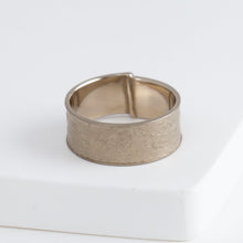 Load image into Gallery viewer, Weld 7mm camouflage finish ring
