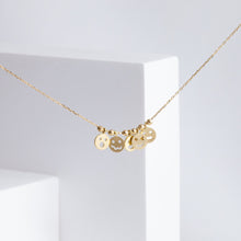 Load image into Gallery viewer, Five smiley necklace
