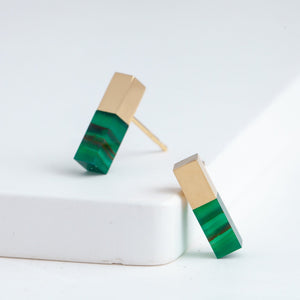 Stick green agate small stud