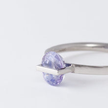 Load image into Gallery viewer, Band one-of-a-kind platinum lavender sapphire ring
