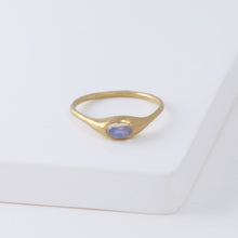 Load image into Gallery viewer, Yui moonstone ring
