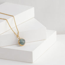 Load image into Gallery viewer, Picture frame aquamarine necklace
