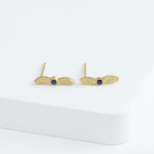 Load image into Gallery viewer, Bloom blue sapphire stud
