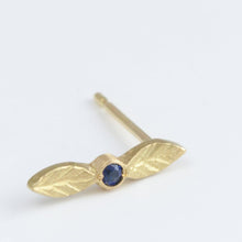 Load image into Gallery viewer, Bloom blue sapphire stud
