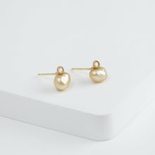 Load image into Gallery viewer, Baby gold pearl single pearl diamond studs
