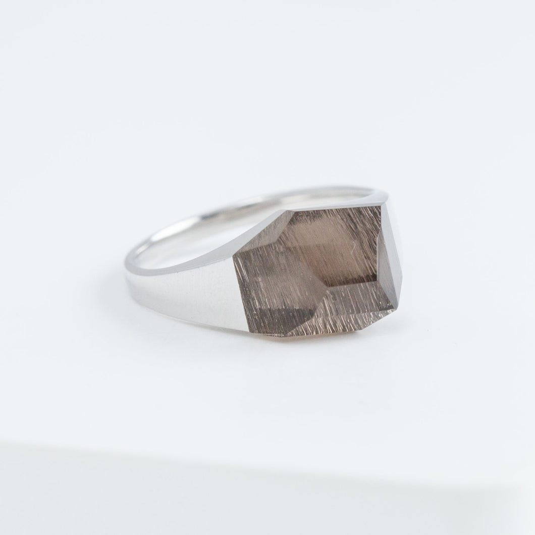 Mini rock crystal smoky quartz ring - silver
