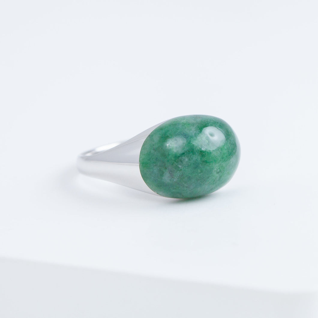 Mini rock round jade ring - silver