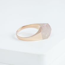 Load image into Gallery viewer, Mini rock crystal lithium in quartz ring - rose gold plated silver
