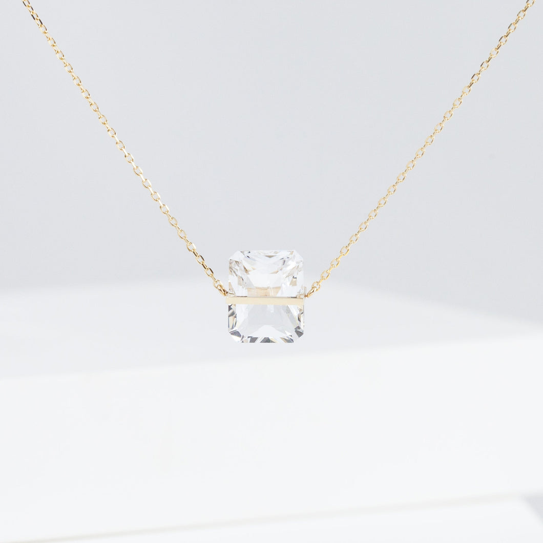 Band one-of-a-kind goshenite necklace