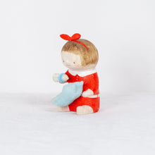 Load image into Gallery viewer, Akaiboushinoki - #122 Playing mom, but fishes should be raised in the water, right? ~ Red ~
