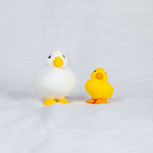 Load image into Gallery viewer, montomi - Duck with duckling
