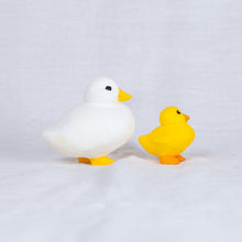 Load image into Gallery viewer, montomi - Duck with duckling
