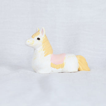 montomi - Swimming horse