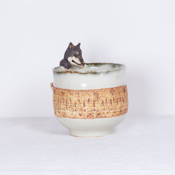 Yukurite - Ceramic sake cup with black shiba