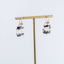 Load image into Gallery viewer, Forma one-of-a-kind large Montana agate earrings
