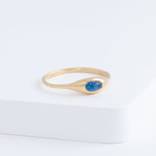 Load image into Gallery viewer, Yui aquamarine ring
