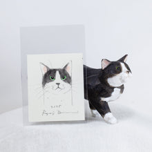 Load image into Gallery viewer, Ryoji Bannai - #2503 Black and white walking cat
