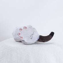 Load image into Gallery viewer, Ryoji Bannai - #2513 Black and white side sitting cat
