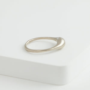 Yui white gold ring