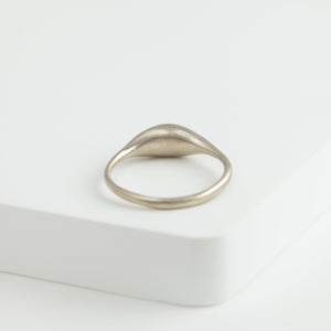 Yui white gold ring
