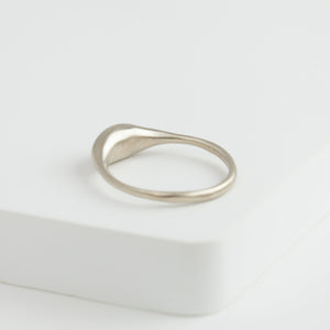 Yui white gold ring