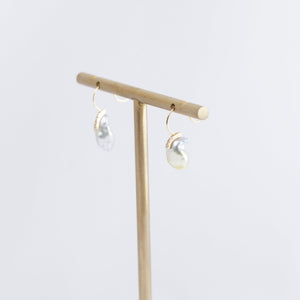 Line keshi pearl hook earrings