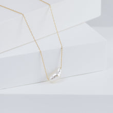Load image into Gallery viewer, Kidney white pearl necklace

