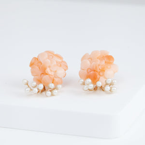 Fairy big momoiro coral and pearl earrings [limited edition]