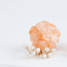 Load image into Gallery viewer, Fairy big momoiro coral and pearl earrings [limited edition]
