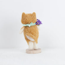 Load image into Gallery viewer, Fluffy - small Shiba doll
